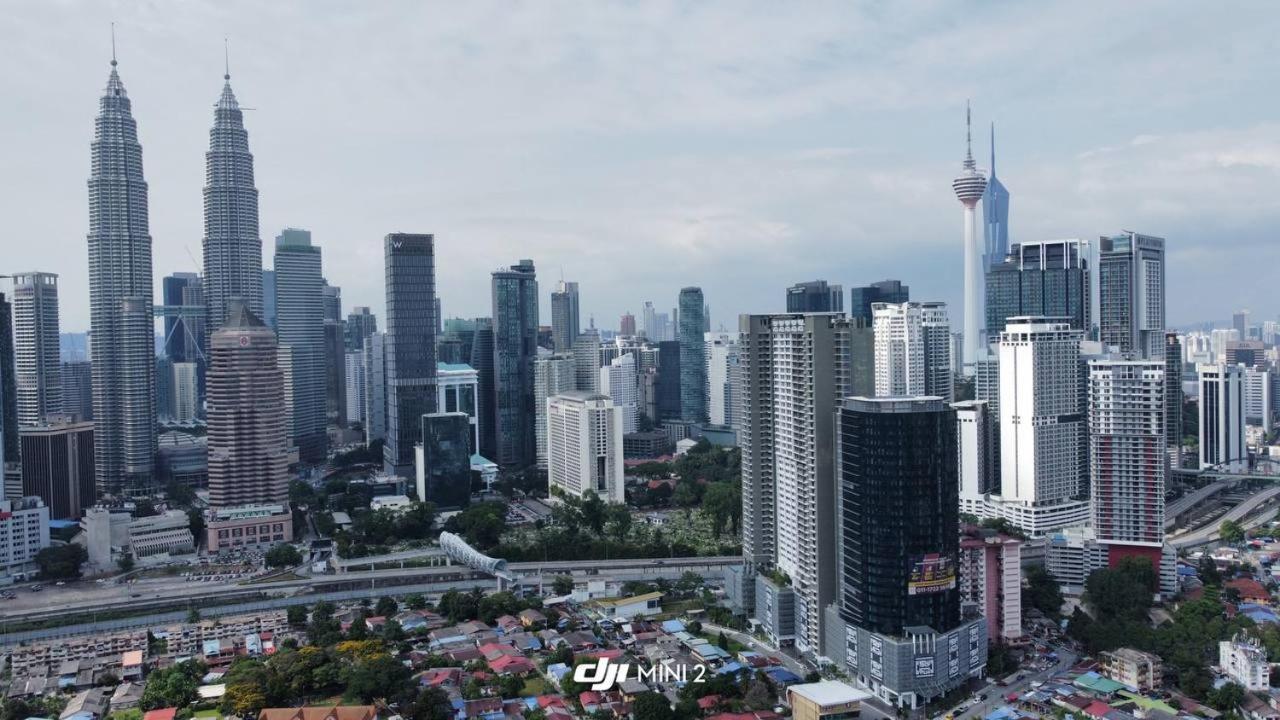 Legasi Kampung Baru Guesthouse 쿠알라룸푸르 외부 사진